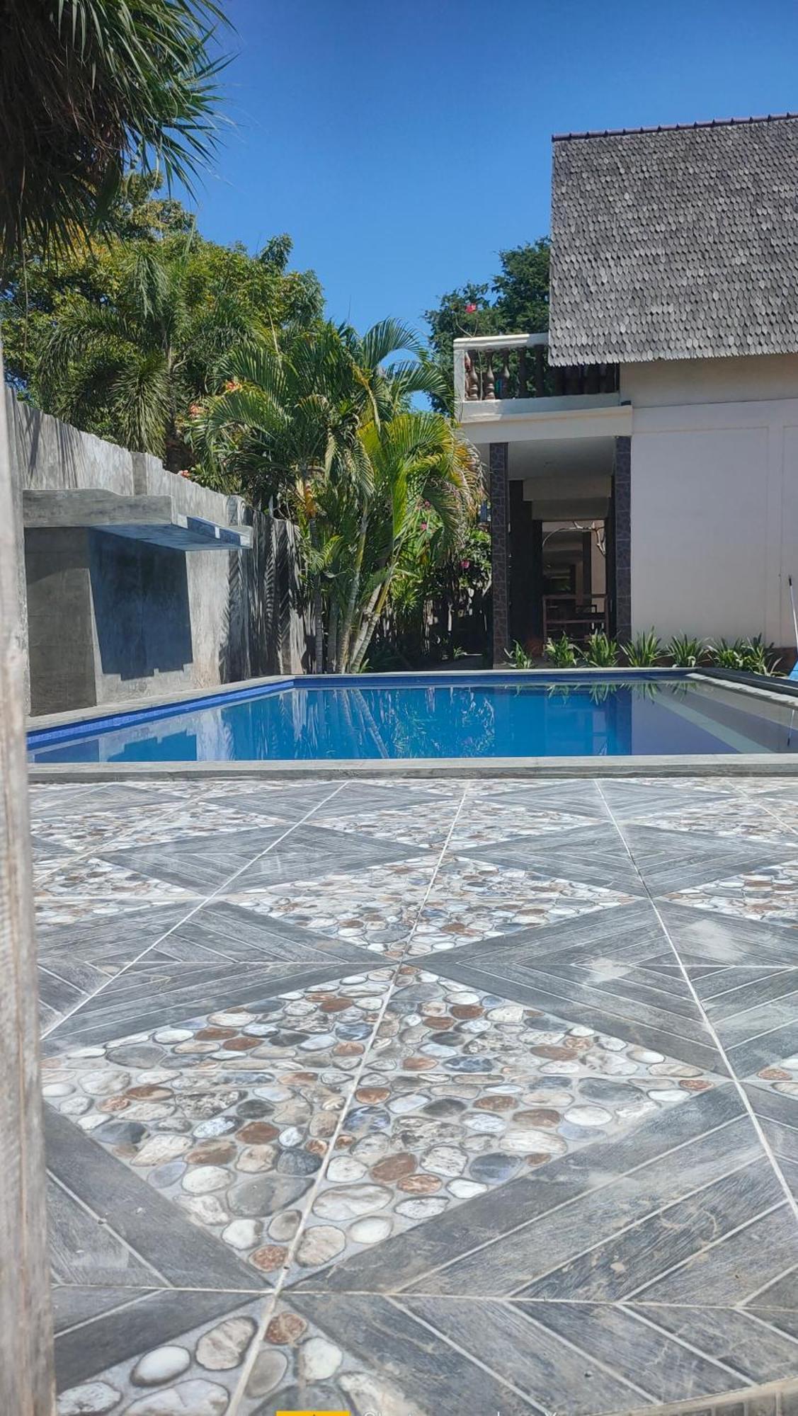 Kusuka Bungalow กีลีตราวางัน ภายนอก รูปภาพ