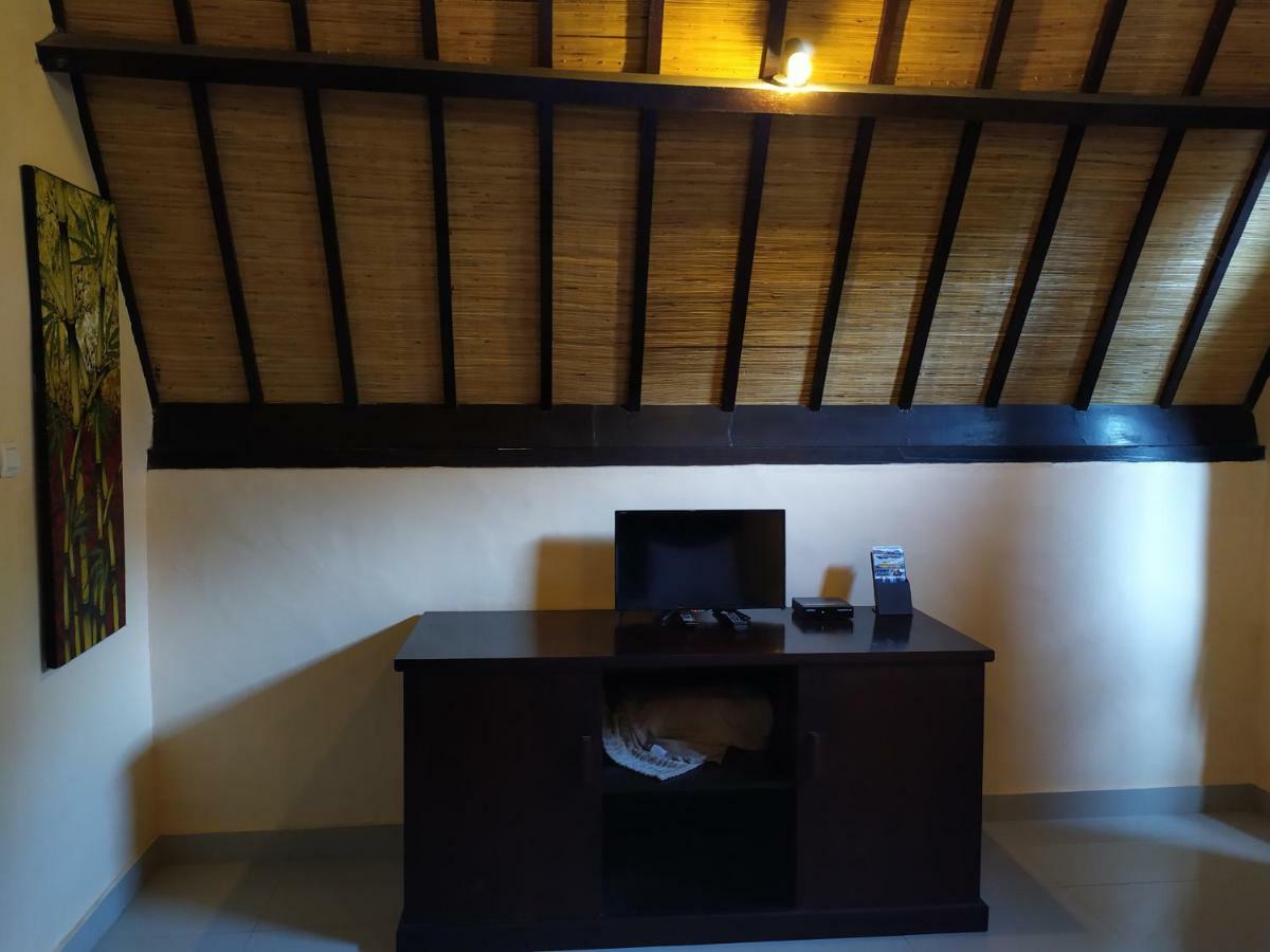 Kusuka Bungalow กีลีตราวางัน ภายนอก รูปภาพ